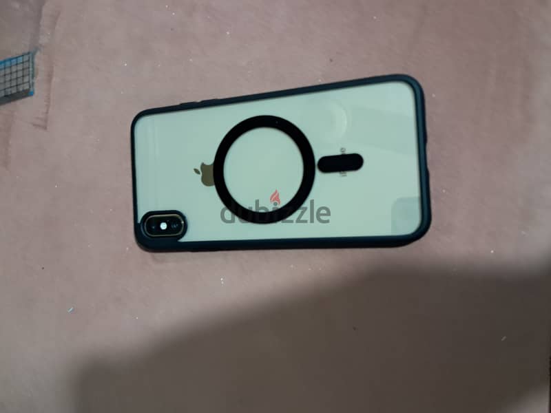 Apple - iPhone XS Max 3