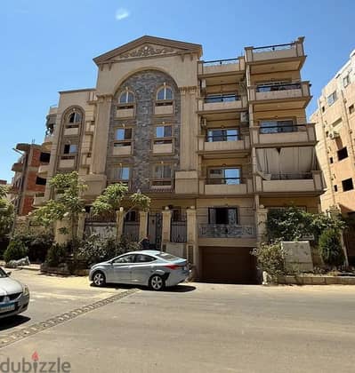 زايد هايتس ٢٠٥ متر + ١٥٠ متر حديقة خاصة بمدخل خاص