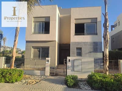 stanalone villa for sale in palm hills new cairo ready to move very prime locaion