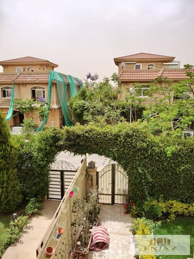 Villa for sale in madinaty,  near food court and south park, 238sq