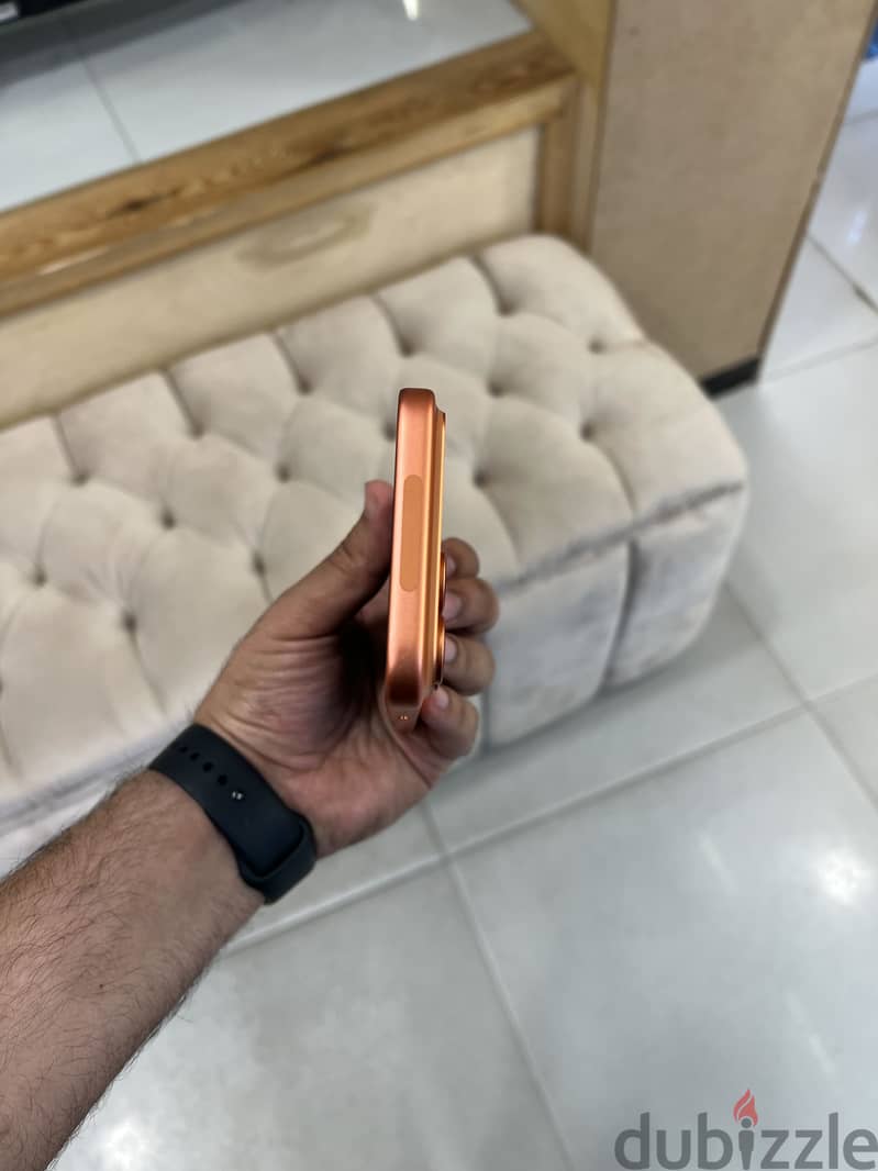 Apple - iPhone 17 Pro Max 3