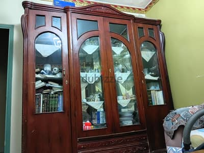 نيش بحالة جيدة