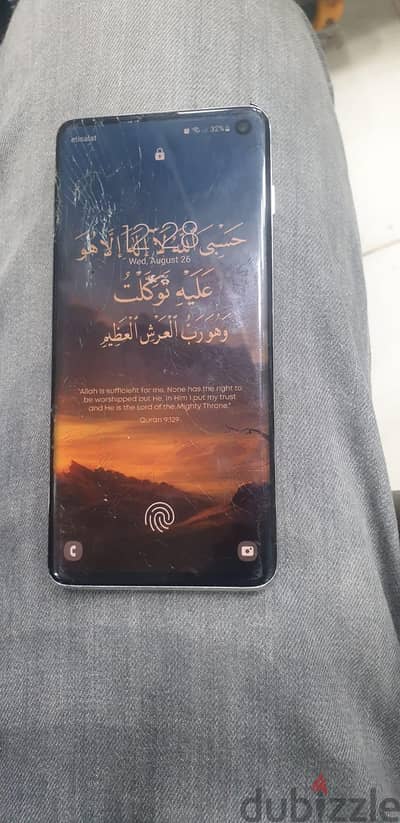سامسونج اس 10 عادة رام 8 مساحة 128 خطين