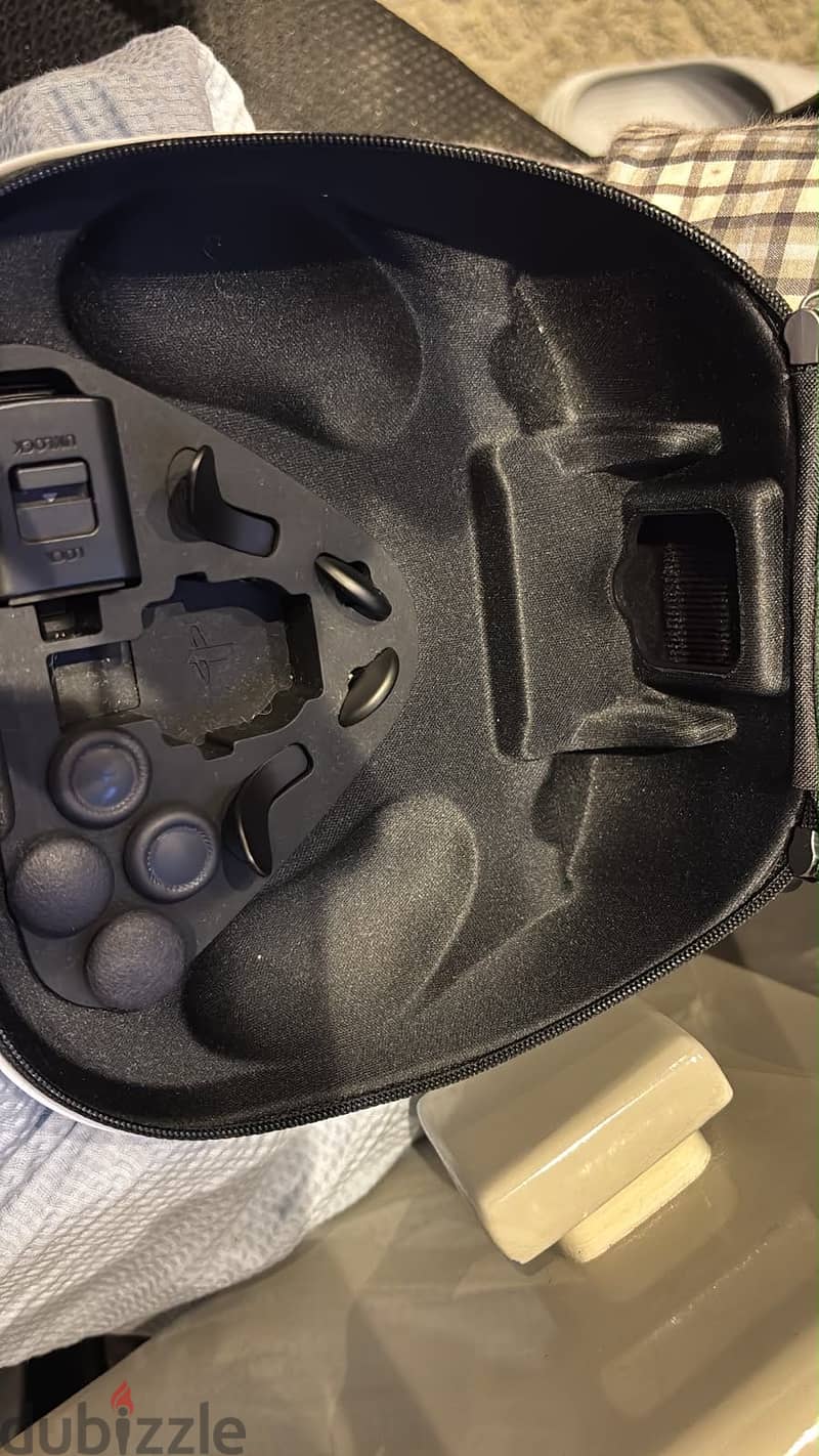 Sony DualSense Edge controller for PS5 2