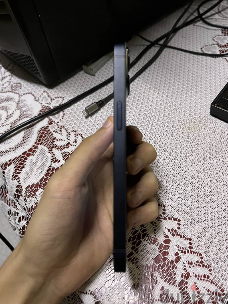 Apple - iPhone 13 3