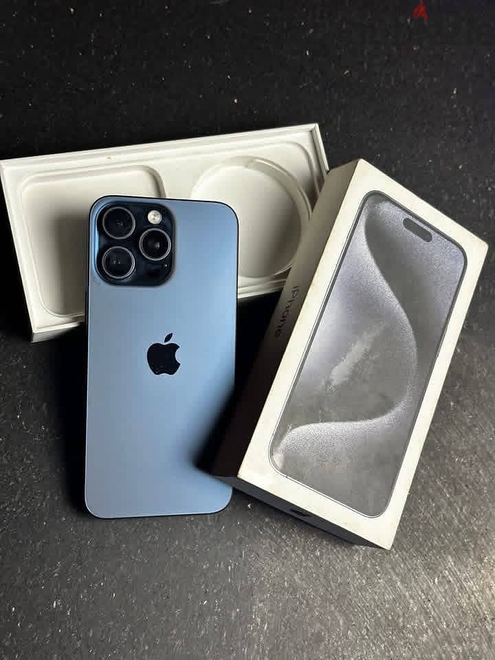 Apple - iPhone 15 Pro Max 3