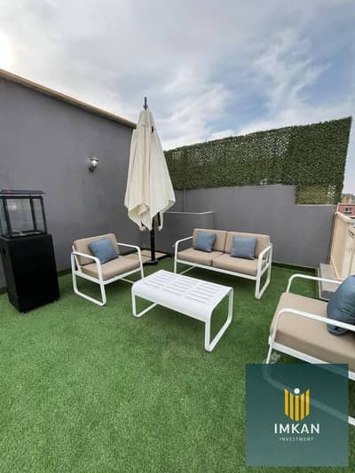 330m² penthouse for sale at Creek Town Compound (opposite Al Rehab) with a 35% discount or a 10-year installment plan.