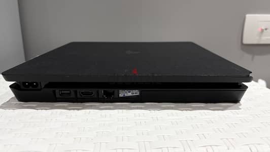 PlayStation 4 Slim