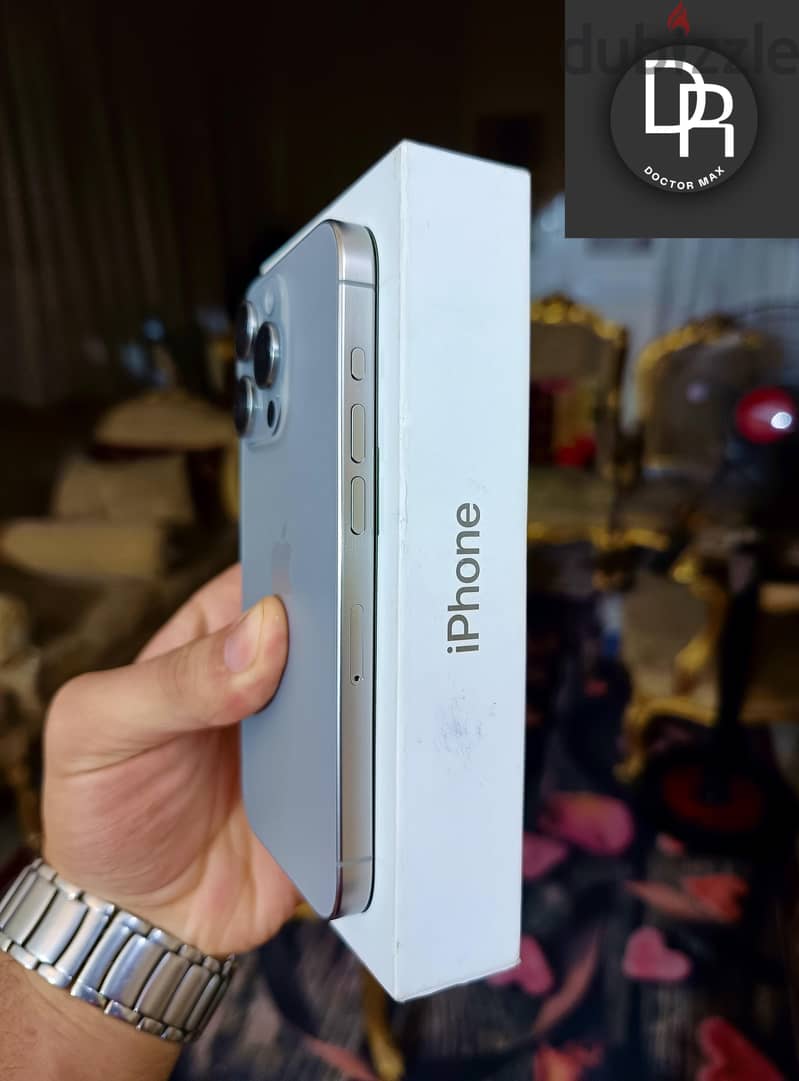 Apple - iPhone 15 Pro 2