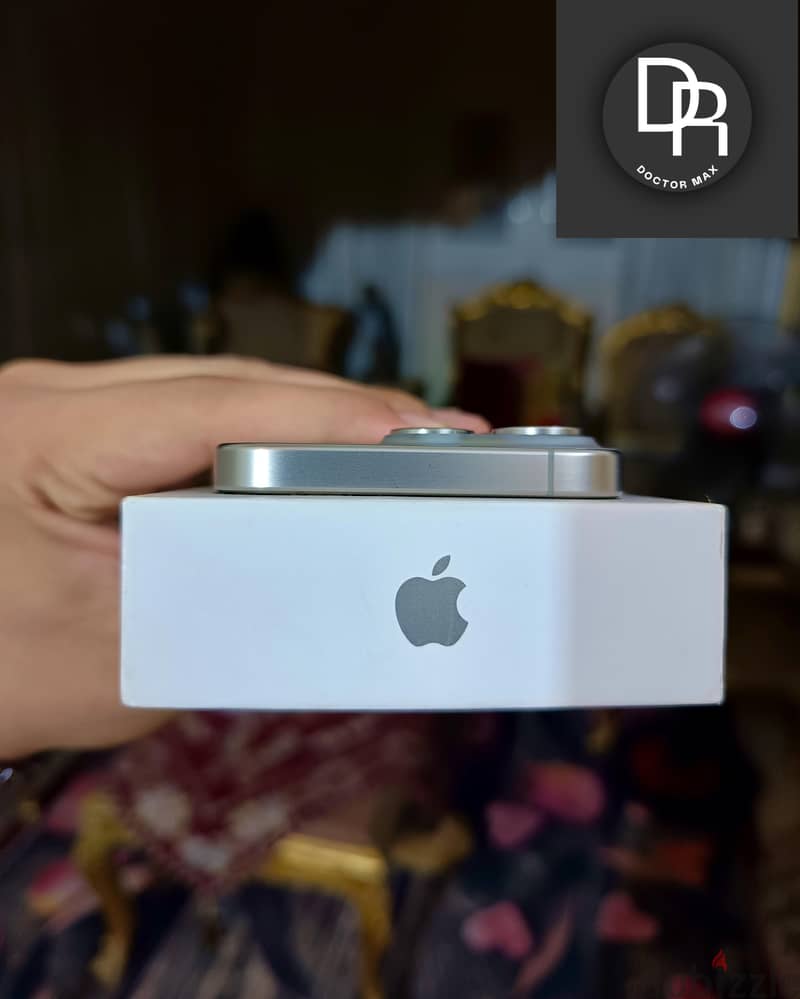 Apple - iPhone 15 Pro 3