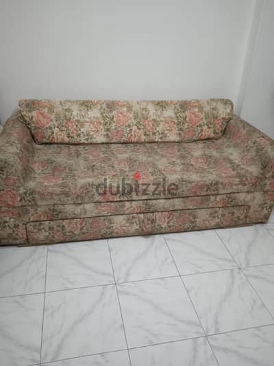 أنتريه تاكى كنبة وإثنين فوتيه