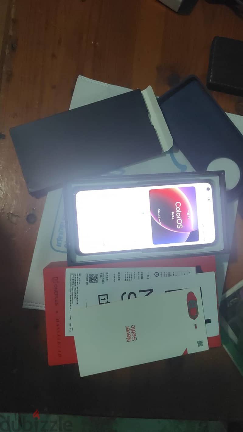 ONEPLUS 11 5G. 16g RAM 2