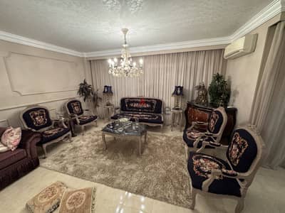 طقم سفرة وصالون كلاسيك فاخر