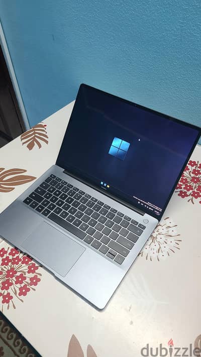 Huawei MateBook 14 2024 – شبه جديد | 1TB | OLED Touch 120Hz