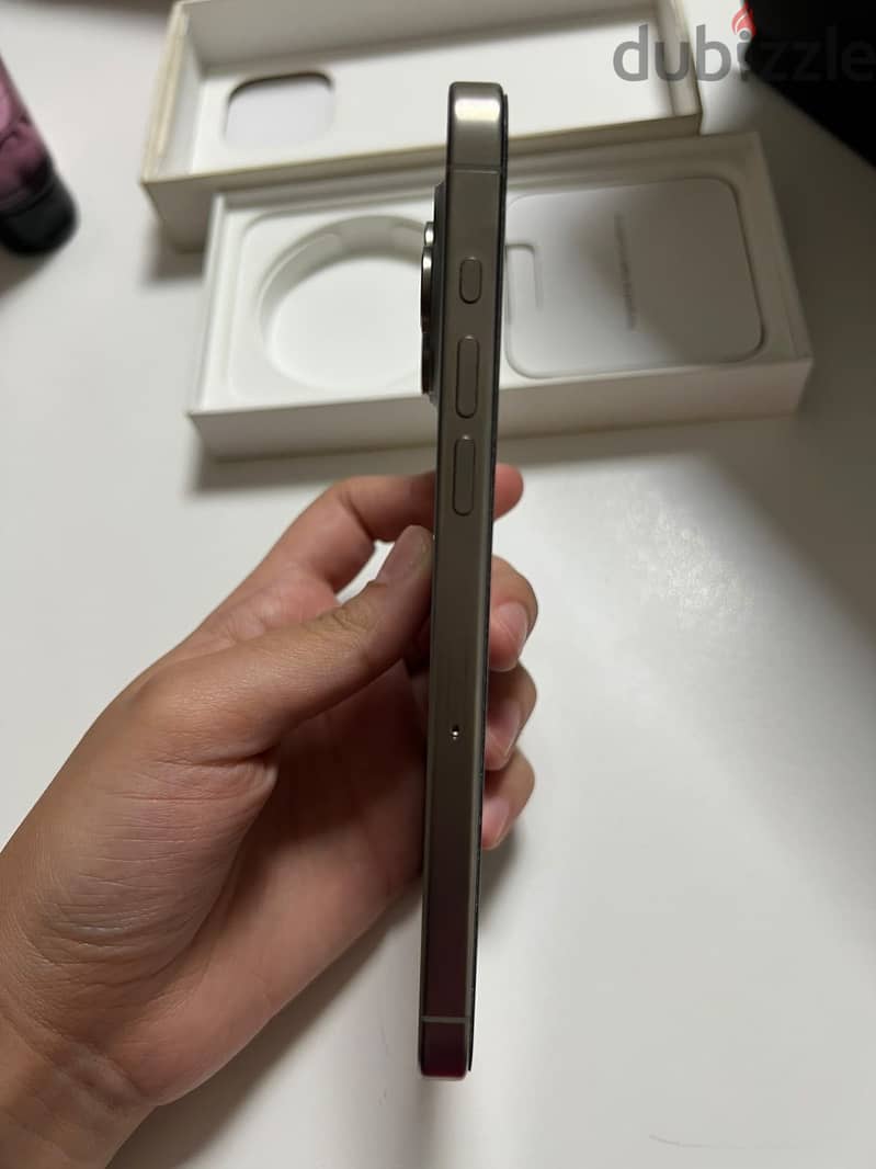 Apple - iPhone 15 Pro Max 2