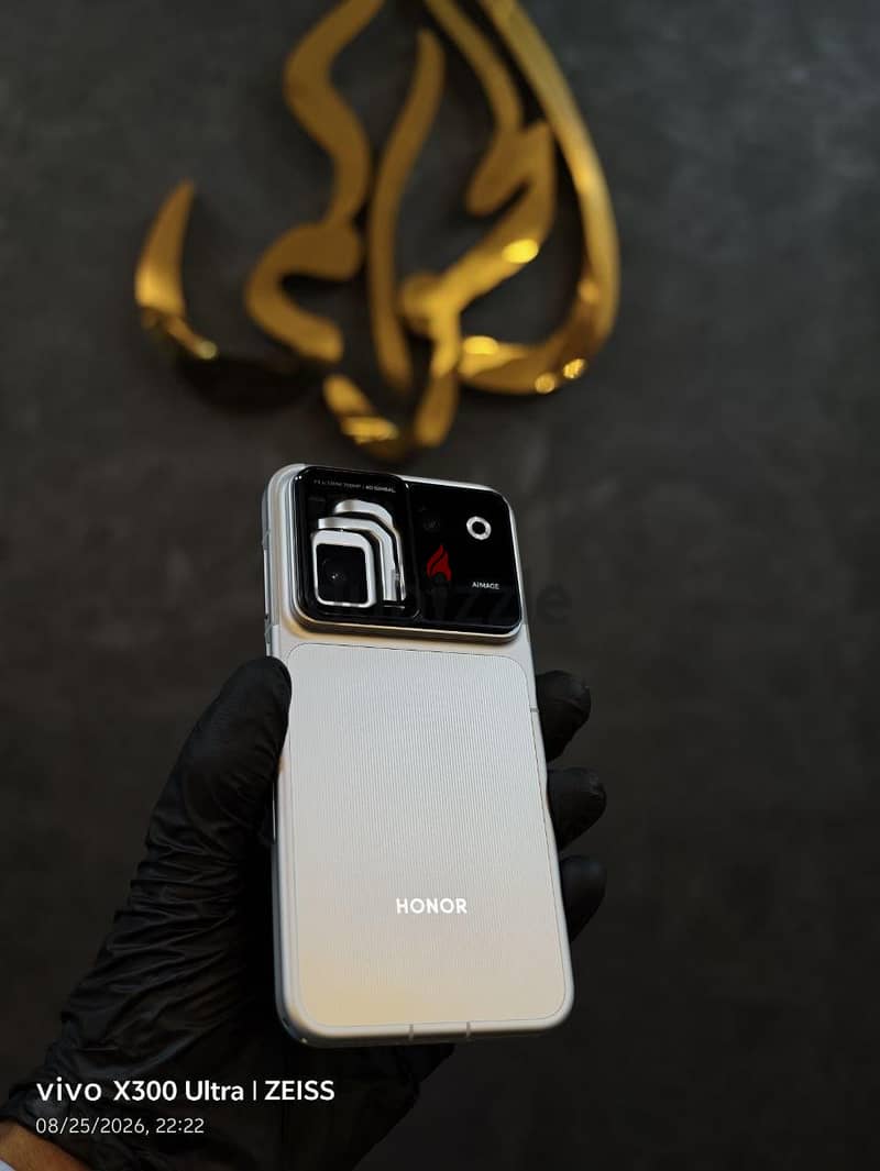 Honor Ropot Phone 1