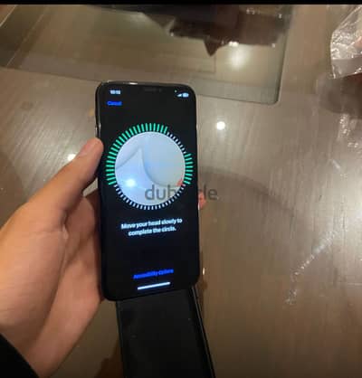ايفون xs حاله فوق الممتازه 64
