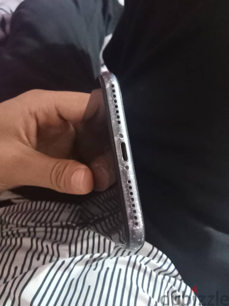 آبل - آيفون 8 بلس 1