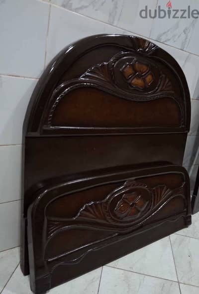 سرير  120 سم عموله بالملل