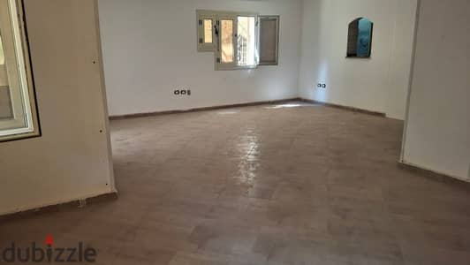 شقه للايجار حي ثاني  سكني او مقر شركه 170 متر
