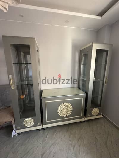 سفرة ٦ كراسي ونيش وبوفيه جديدة بالكامل