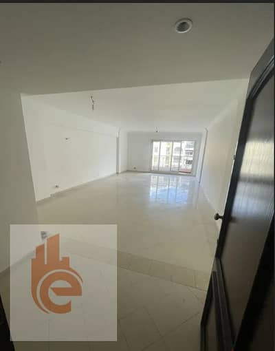 Administrative Office 210 m near Ali bin Abu Talib