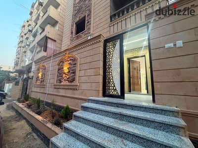 للبيع بأفضل مواقع حدائق الأهرام البوابة الرابعه ڤيلا ١٨٠ متر أرضى بجاردن تشطيب ألترا سوبر لوكس أول سكن بسعر مميز