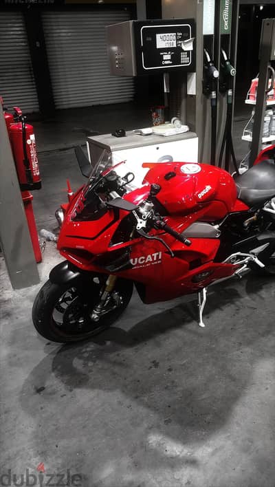 Ducati Panigale V4S