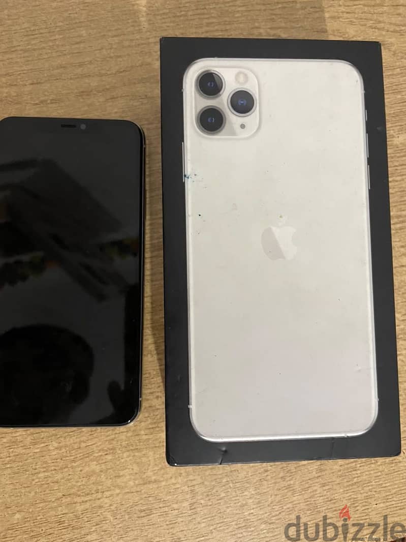 Apple - iPhone 11 Pro Max 1
