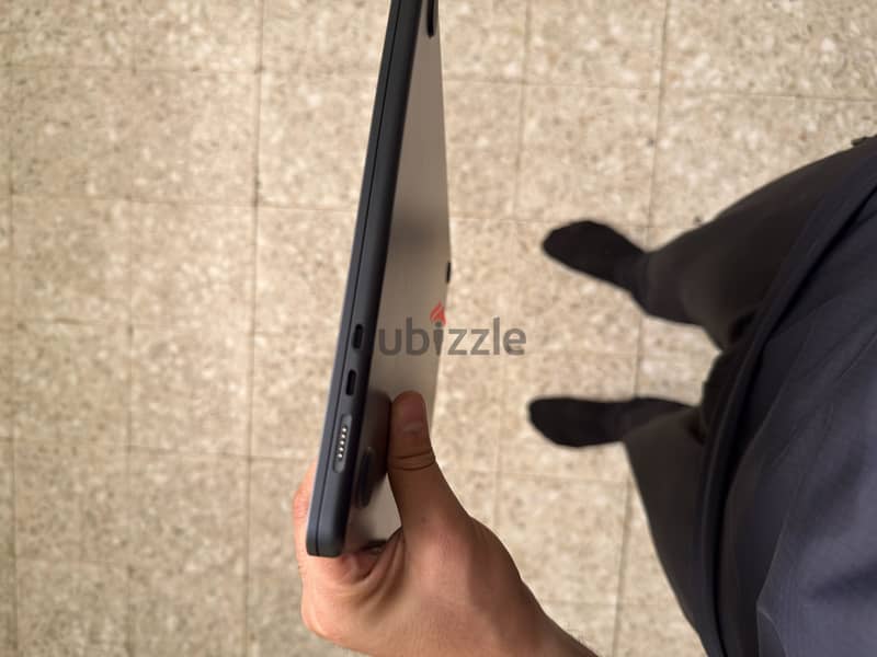 MAC BOOK AIR 2025 3