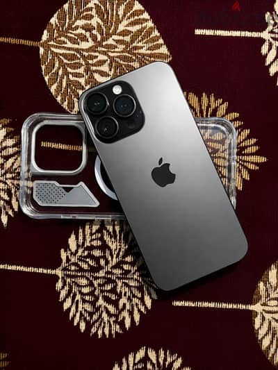 آبل - آيفون 16 برو ماكس