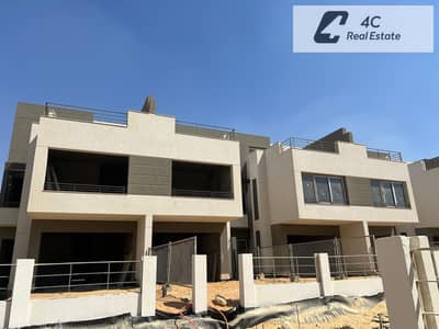 فيلا استلام فوري بلتقسيط في بالم هيلز بافضل سعر و موقع مميز جدا - for sale in palm hills new cairo