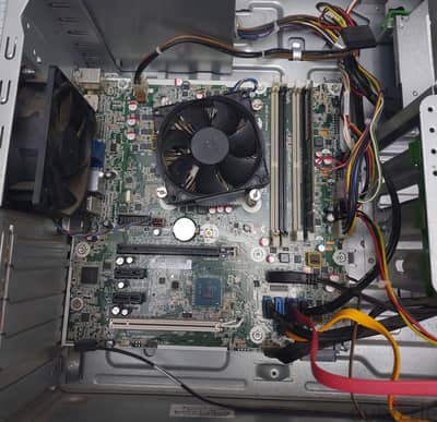 بيع جهاز كمبيوتر استيراد HP EliteDesk 800 G2 TWR
