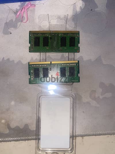 رام 8 جيجا باجتمّاع قطعتين (2 × 4 جيجا) DDR4 - سامسونج و ميكرون
