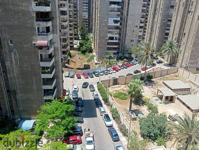 Distinct apartment for furnished rent 230 meters in the Roman Camp