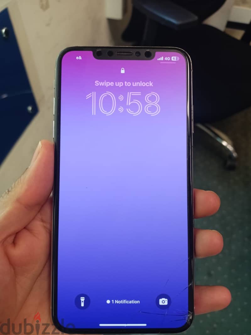 Apple - iPhone XS Max 4