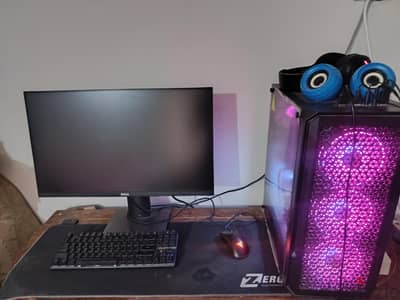 كمبيوتر pc