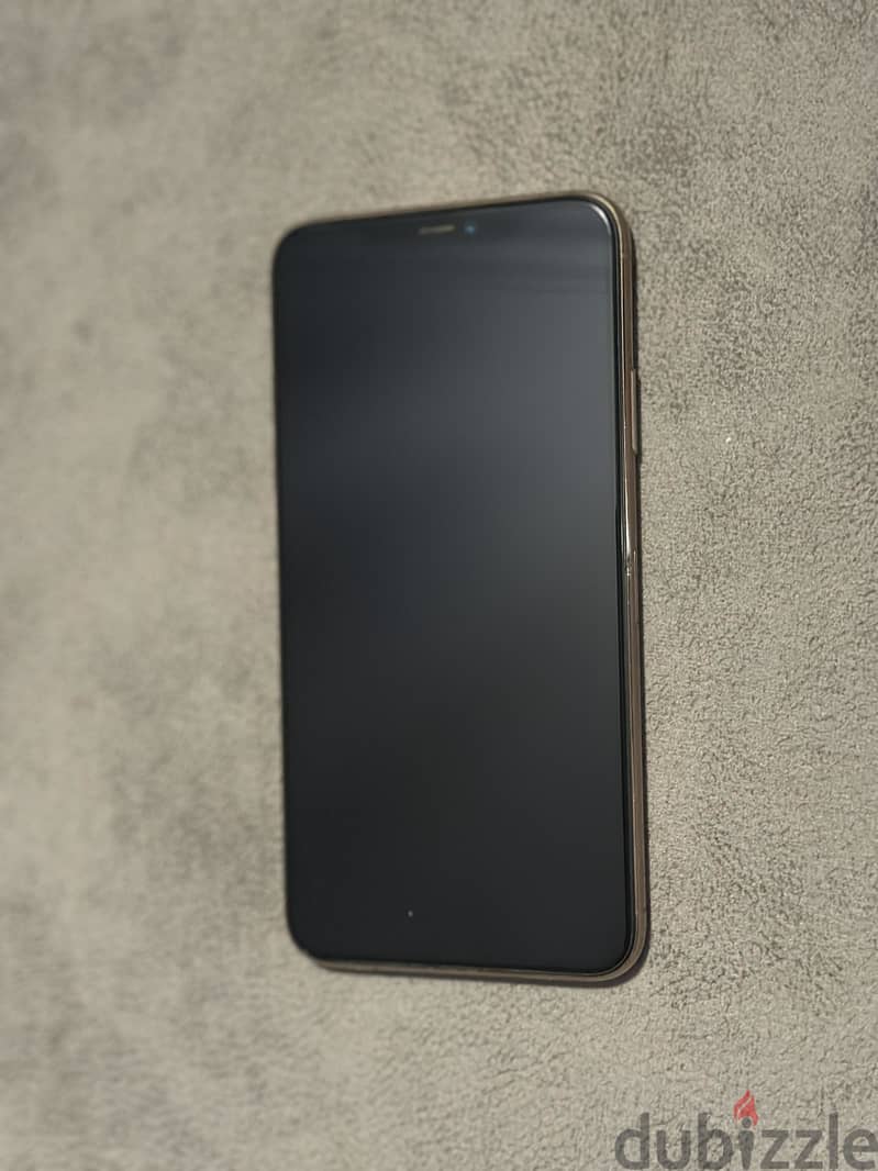 Apple - iPhone 11 Pro Max 2