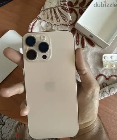 Apple - iPhone 16 Pro Max