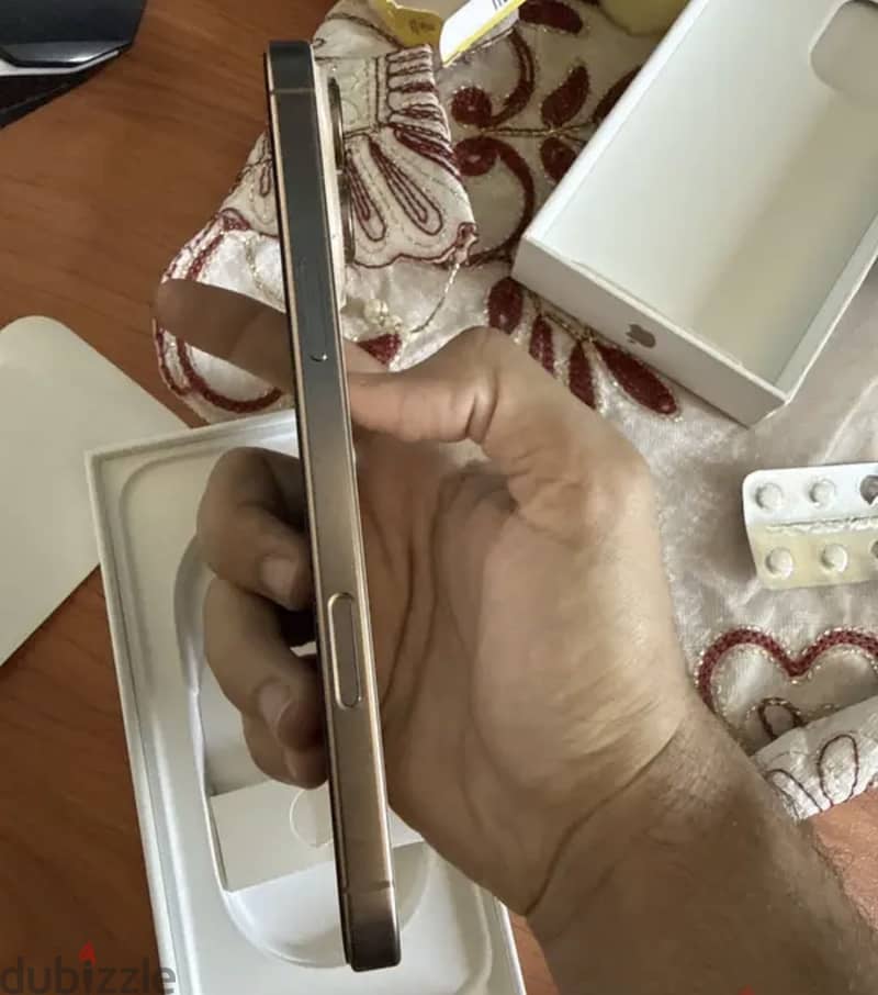 Apple - iPhone 16 Pro Max 1