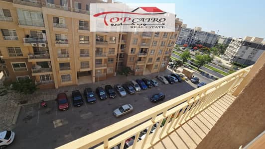 شقة مميزه للبيع في مدينتى B11 دور خامس