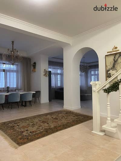Villa 365 sqm  with a Large Garden Soon Delivery in Prime Sheikh Zayed Location