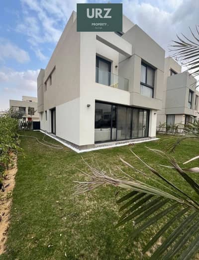 For those seeking upscale living or a guaranteed investment a villa with a private pool is now available next to Madinaty and near SODIC Swan Lake