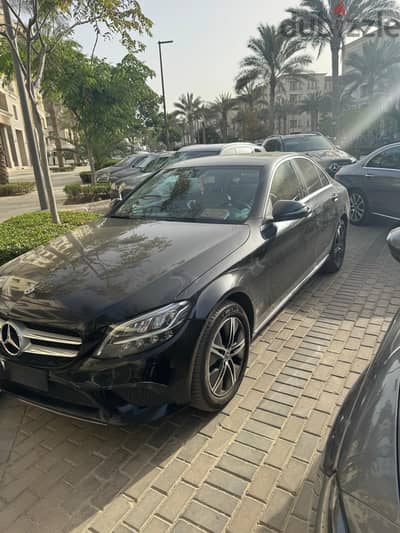 Mercedes-Benz C180 2020