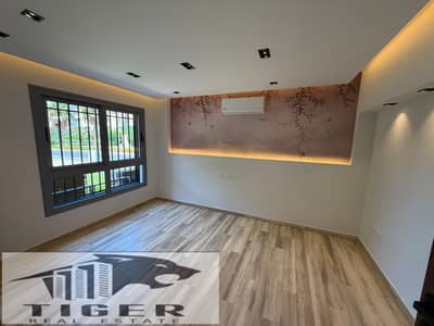 100m apartment for sale in Madinaty B8 Ultra Super Lux with air conditioning, kitchen, and microwave