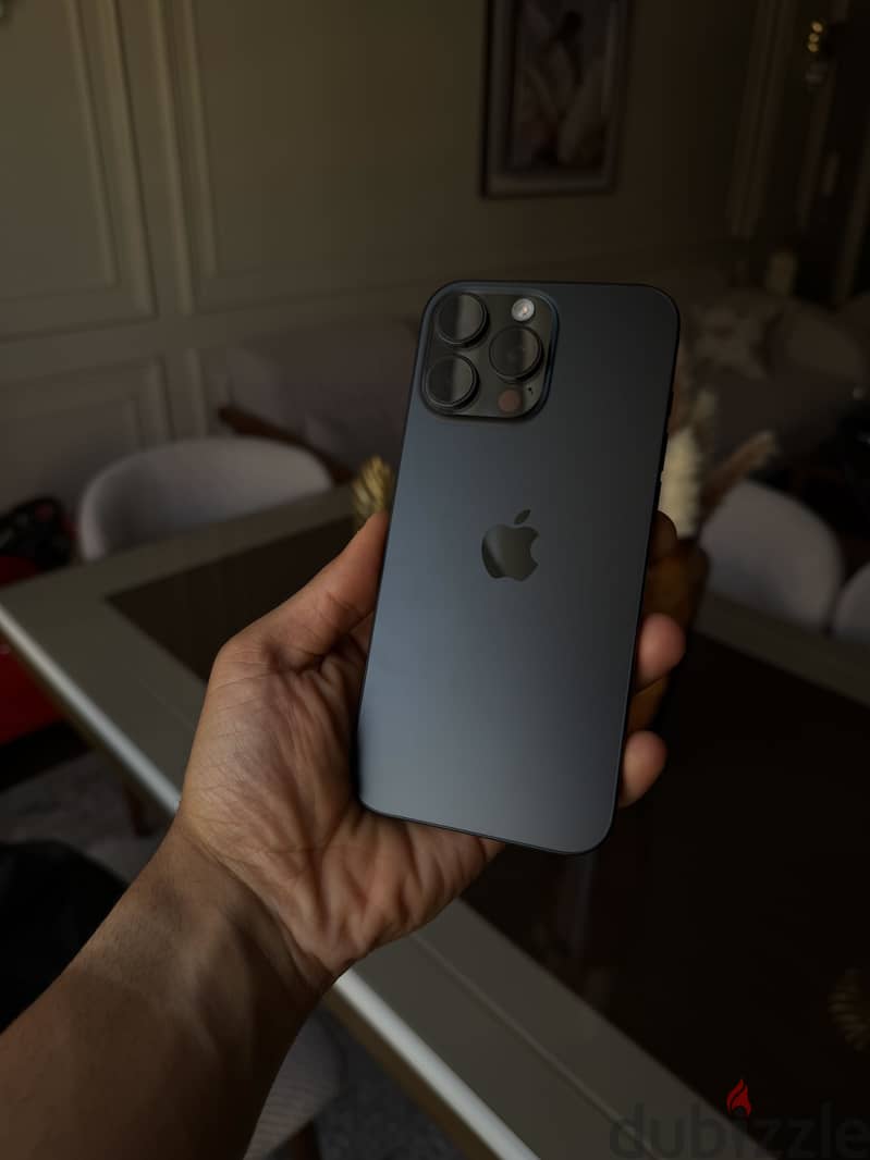 Apple - iPhone 16 Pro Max 3