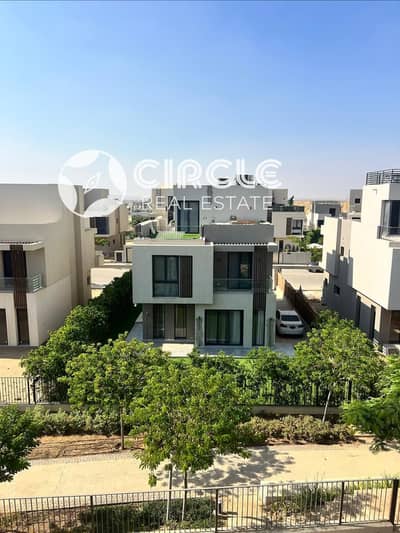 Fully FInished And Prime Location 251m Penthouse With 68m Roof For Sale In SODIC East New Heliopolis