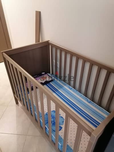 سرير رضع واطفال من ايكيا (حالة نادرة جدا)