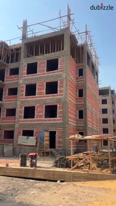 Own an apartment with 3 rooms and 139 sqm in Al-Andalus with a down payment of 10% and in installments for up to 8 years with partial finishing.
