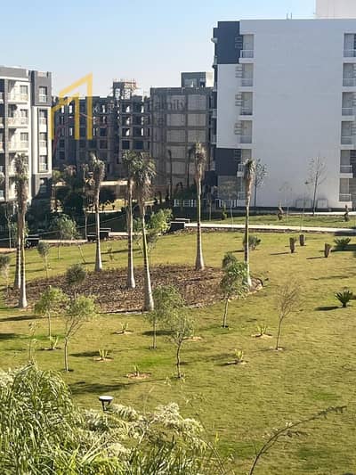 For rent, an apartment 116 m garden view b12 clean and ready to live in with gas